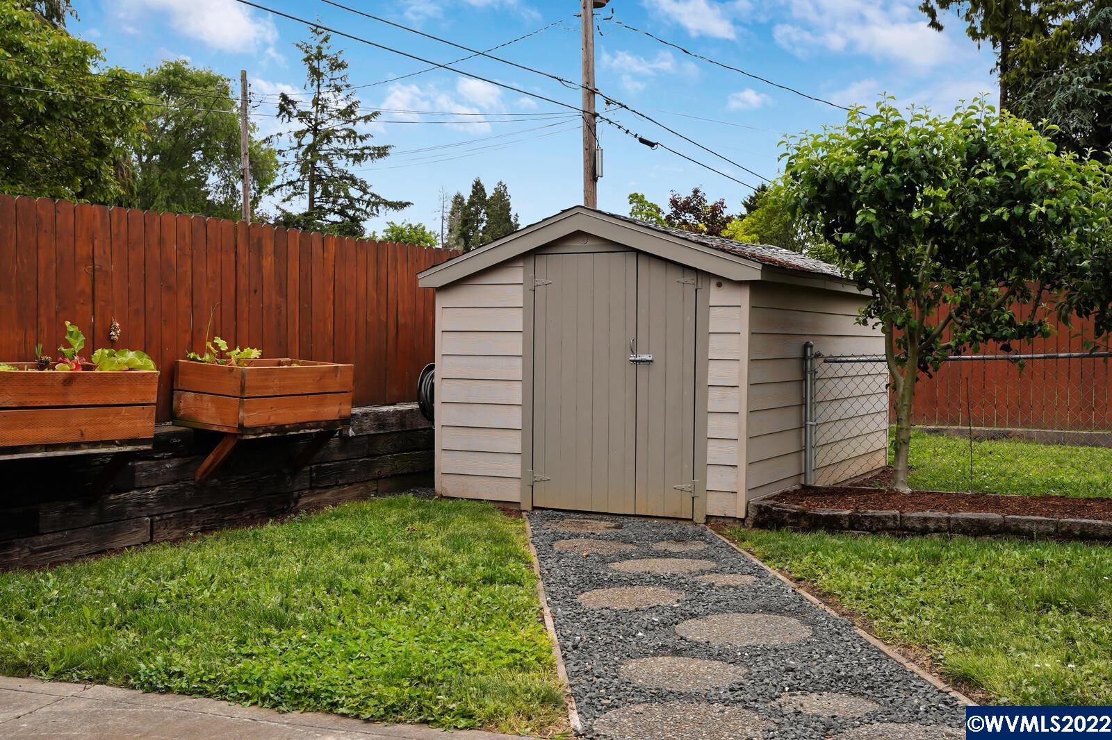34586 Riverside Drive Albany, OR 97321 - Photo 33 of 41 Gallery Image 33