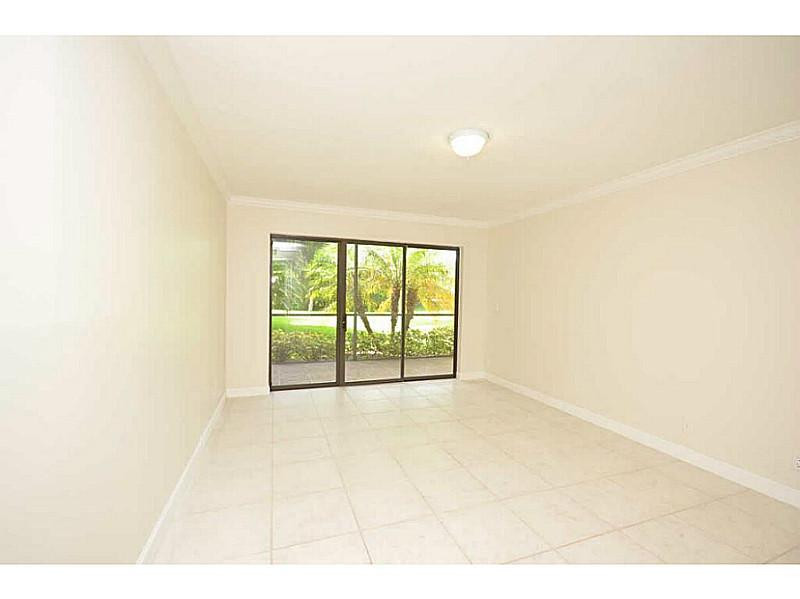 5901 Camino Del Sol, Unit 107 Boca Raton, FL 33433 - Photo 15 of 28 Exterior Front