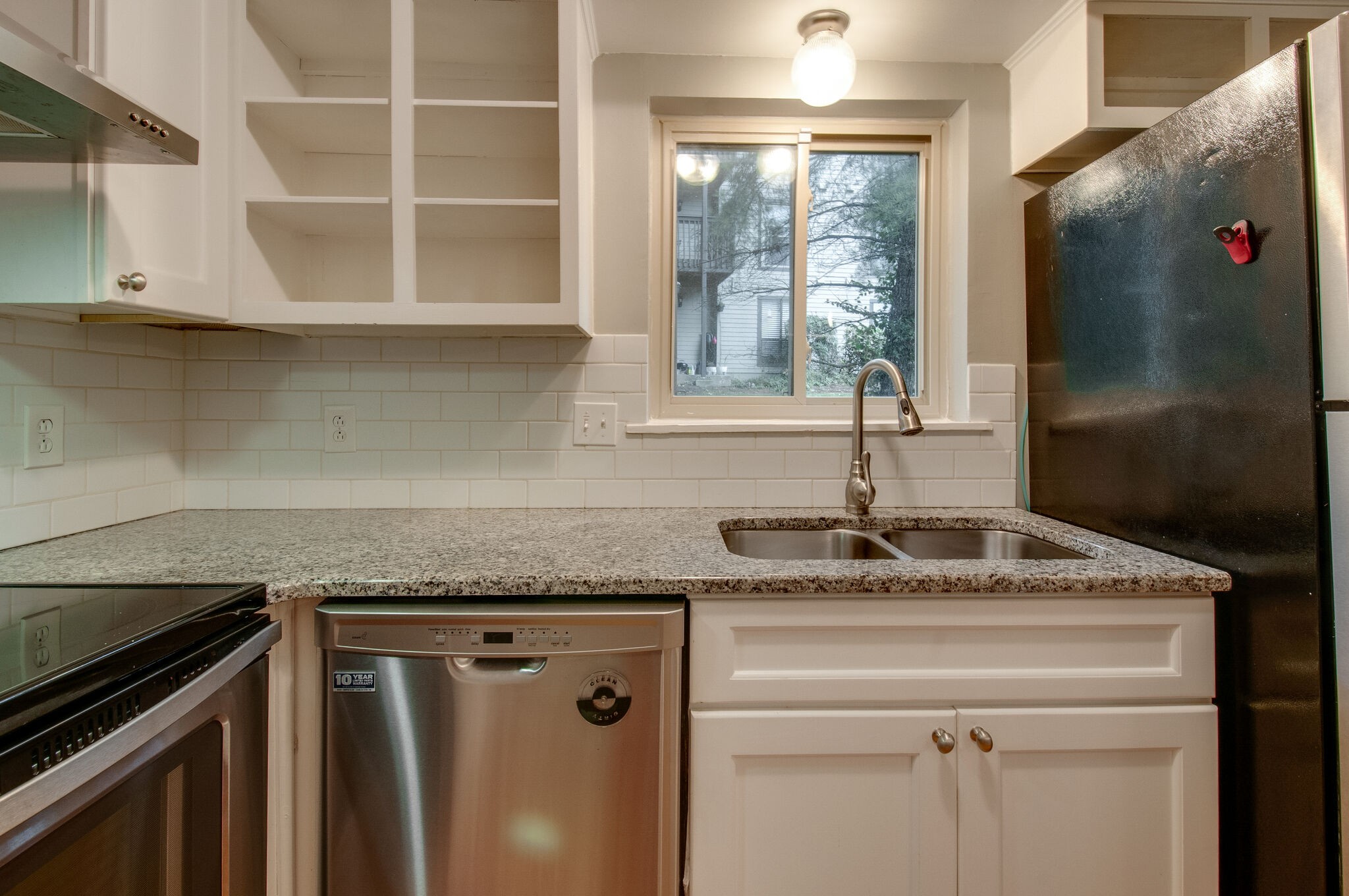 115 Summit Ridge Court Nashville, TN 37215 - Photo 12 of 31 Gallery Image 12