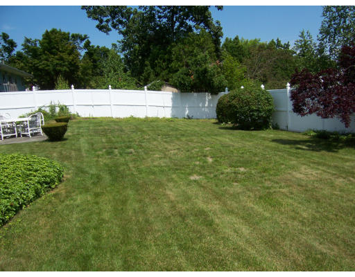 30 Birmingham Road Worcester, MA 01606 - Photo 3 of 12 Gallery Image 3