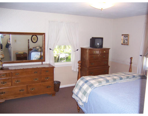 30 Birmingham Road Worcester, MA 01606 - Photo 8 of 12 Gallery Image 8