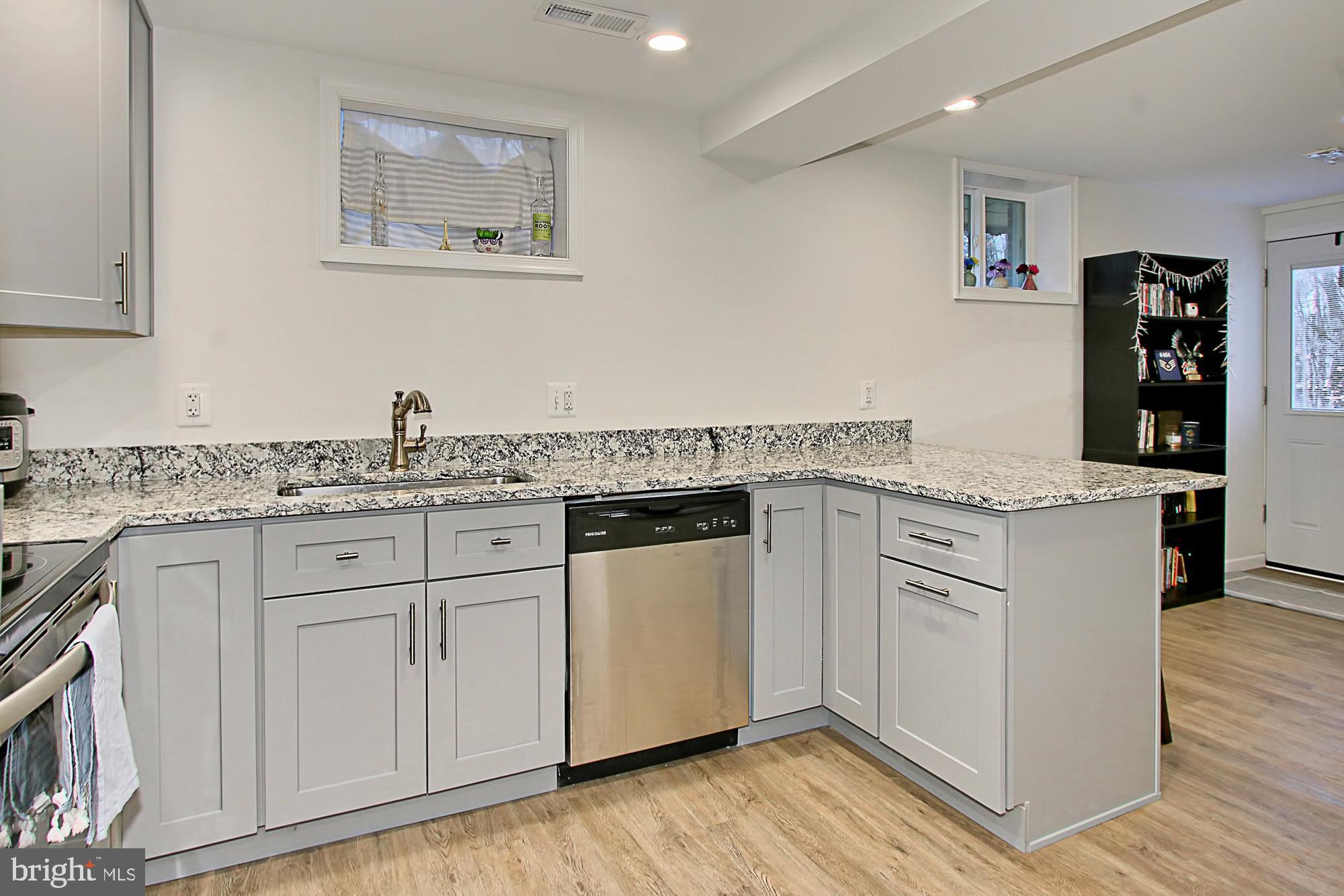 6113 Lorcom Court Springfield, VA 22152 - Photo 31 of 47 Gallery Image 31