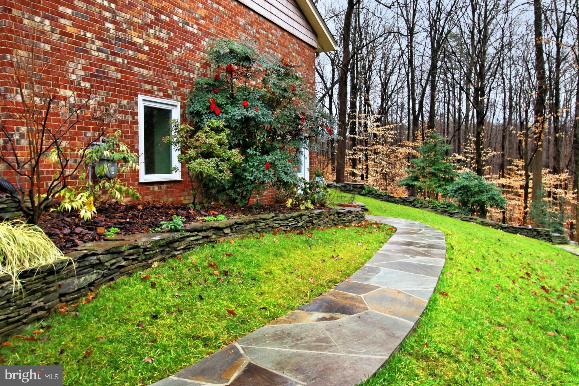 6113 Lorcom Court Springfield, VA 22152 - Photo 42 of 47 Gallery Image 42