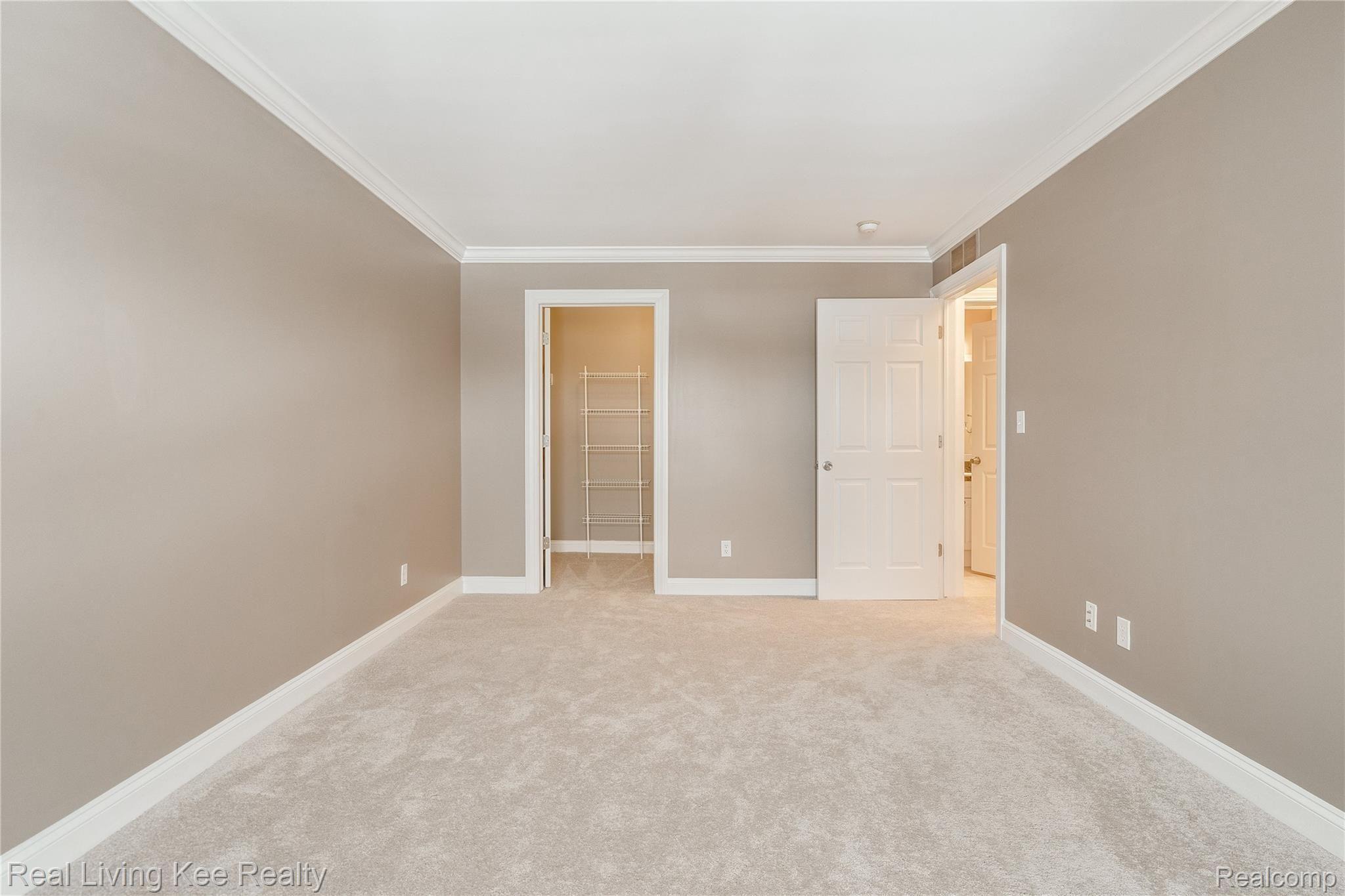3601 Tremonte Circle Rochester, MI 48306 - Photo 33 of 44 Interiors (34 of 38).jpg