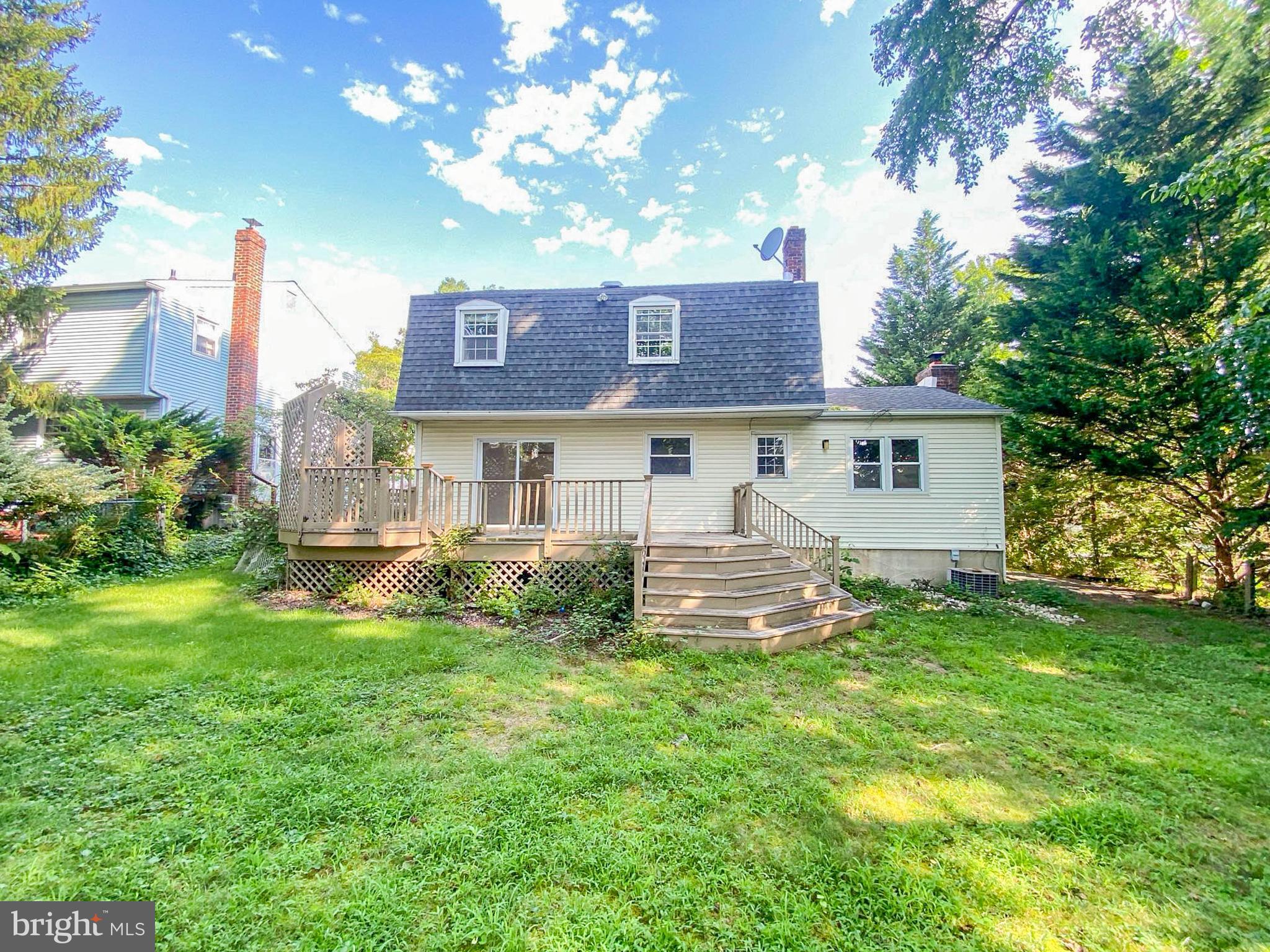 206 Chestnut Avenue Media, PA 19063 - Photo 33 of 33 a view of a house with a backyard