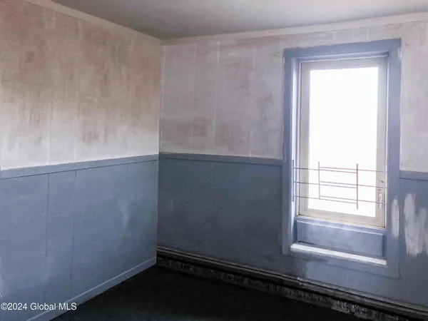 $280,000 | 3-5 1st Avenue, Amsterdam, NY 12010