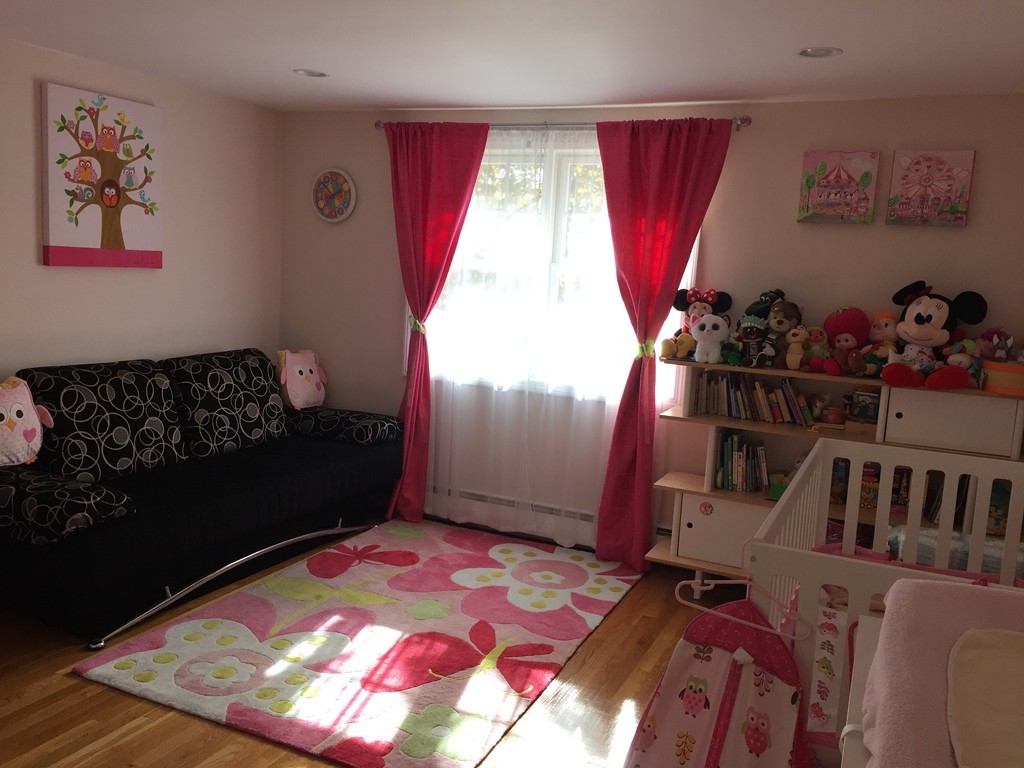 69 Pond Brook Road Newton, MA 02467 - Photo 8 of 16 Gallery Image 8