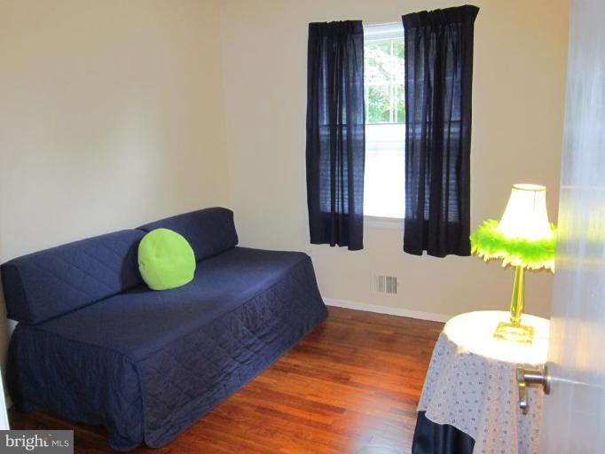 11521 Taber Street Silver Spring, MD 20902 - Photo 12 of 23 Bedroom #4