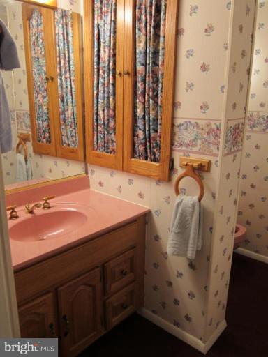 11521 Taber Street Silver Spring, MD 20902 - Photo 16 of 23 Bath #3