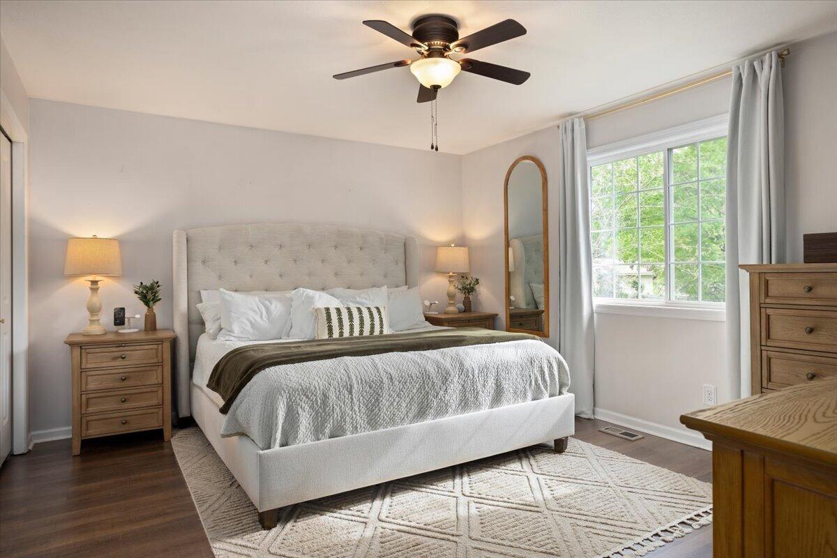 1802 Cedar Tree Drive Jenison, MI 49428 - Photo 21 of 41 Primary bedroom