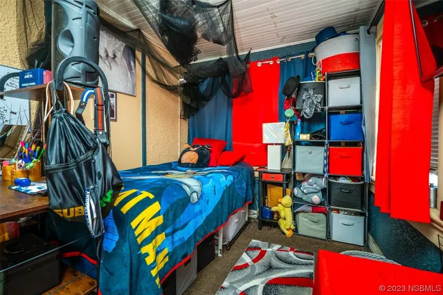 a view of a entryway