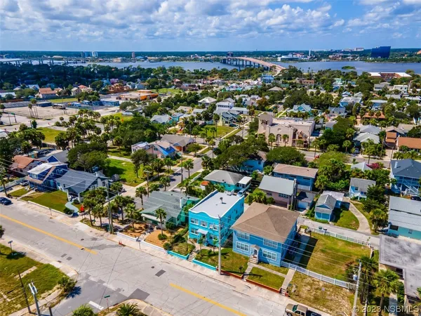 $530,000 | 150 South Grandview Avenue, Daytona Beach, FL 32118