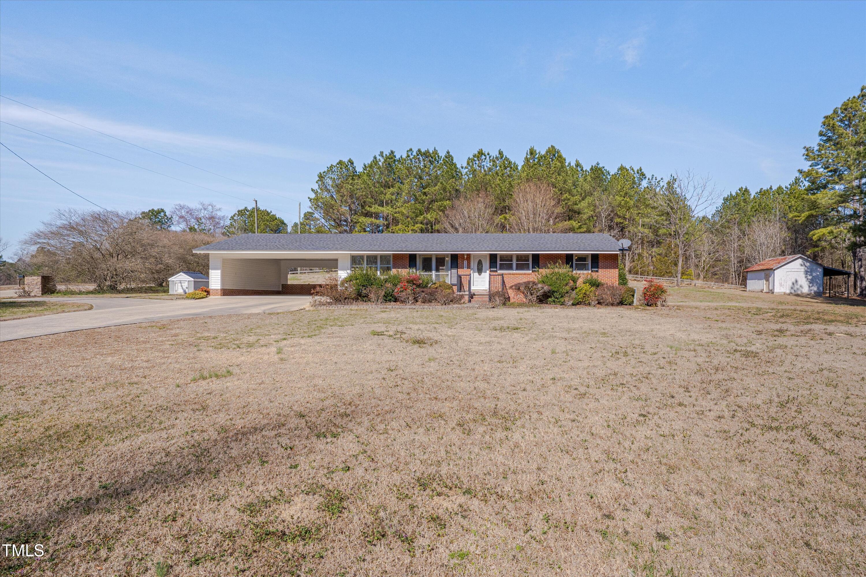 01-6605 Pearces Rd -1