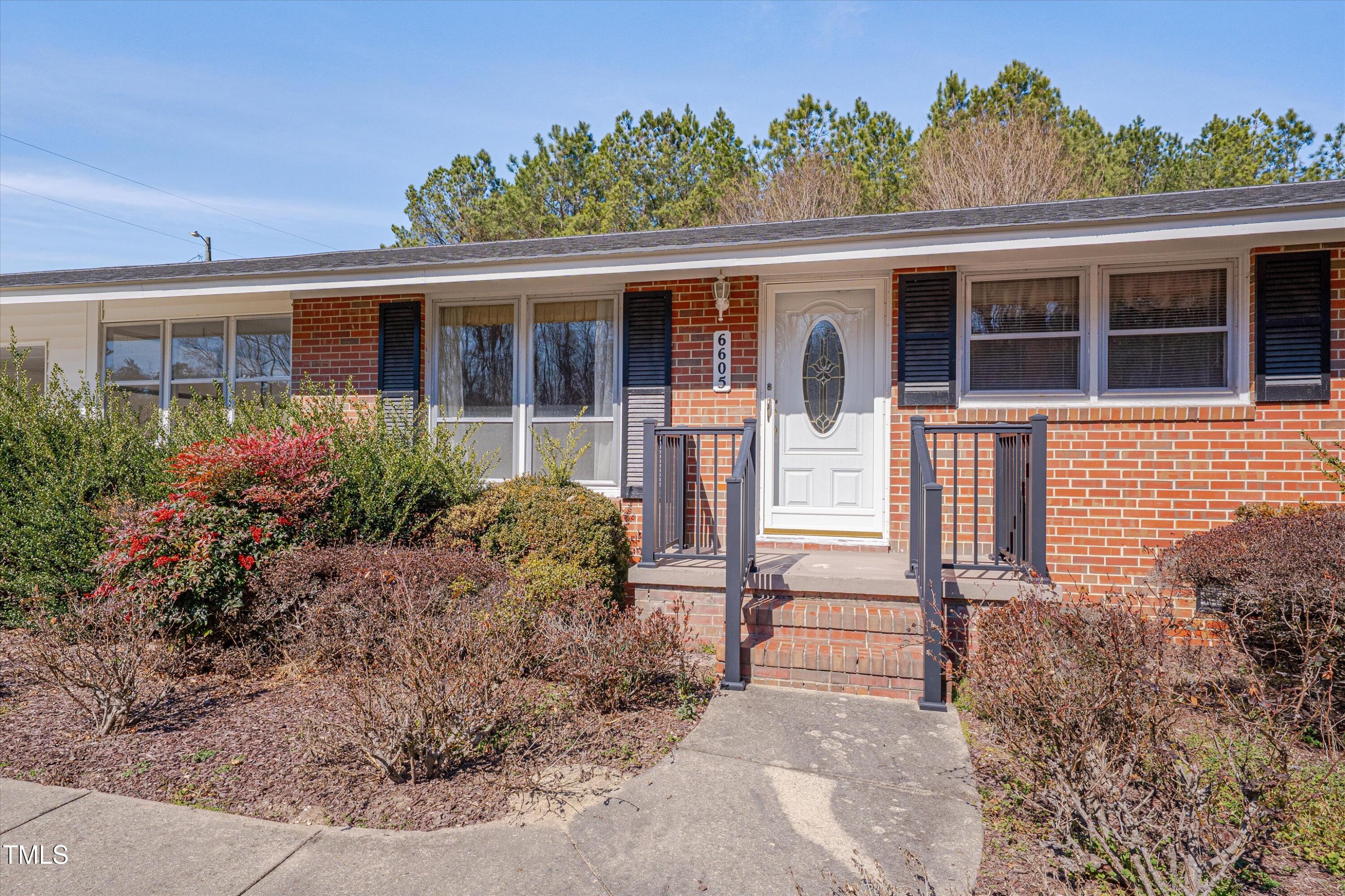 03-6605 Pearces Rd -3