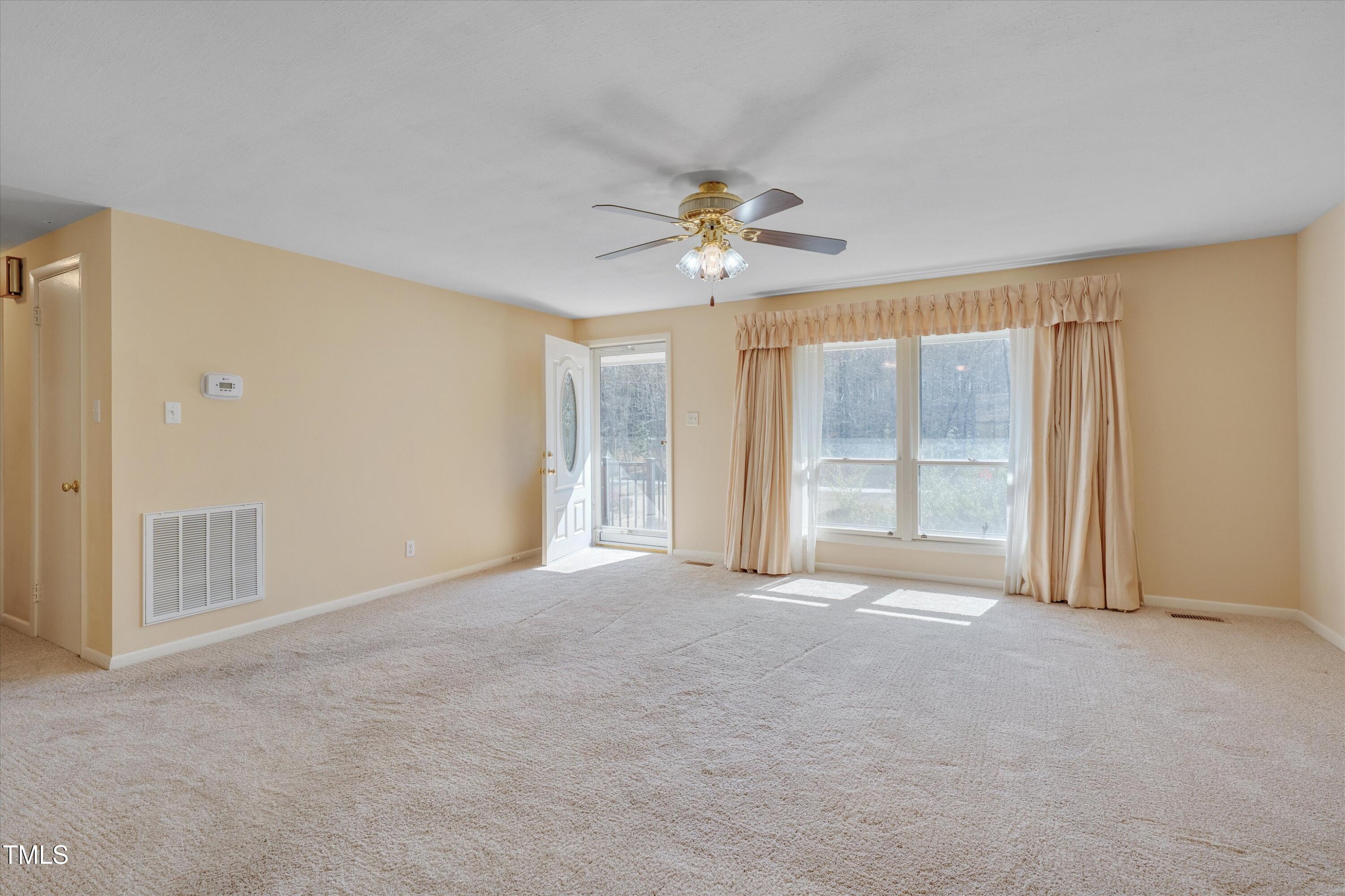 05-6605 Pearces Rd -5