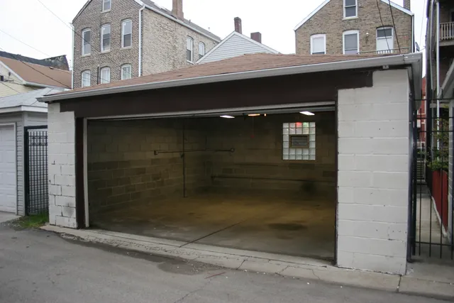 $749,999 | 2014 South Throop Street, Chicago, IL 60608