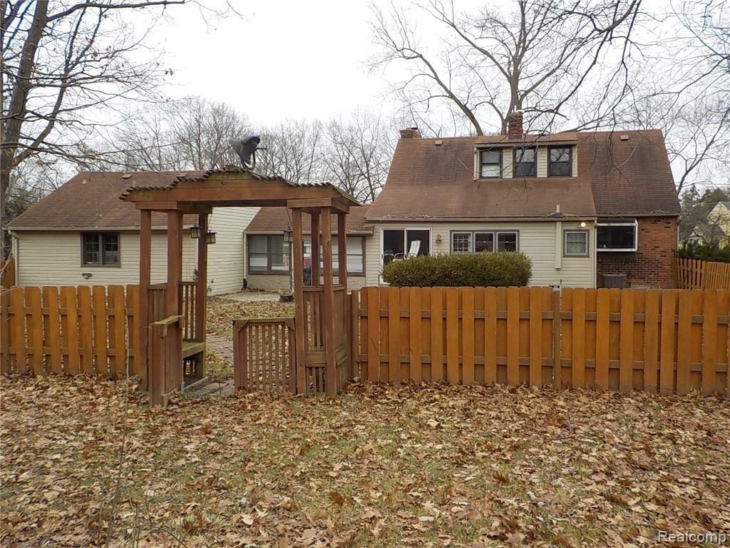 266 Nawakwa Road Rochester Hills, MI 48307 - Photo 6 of 29