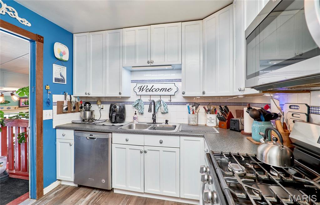 518 St Peters Howell Road St. Charles, MO 63304 - Photo 24 of 50