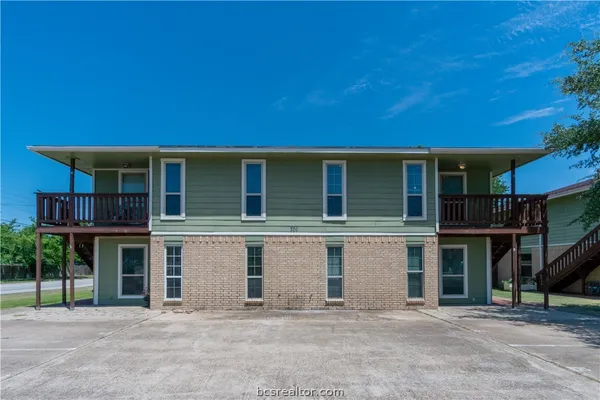 $975 | 701 San Pedro Drive, Unit B, College Station, TX 77845