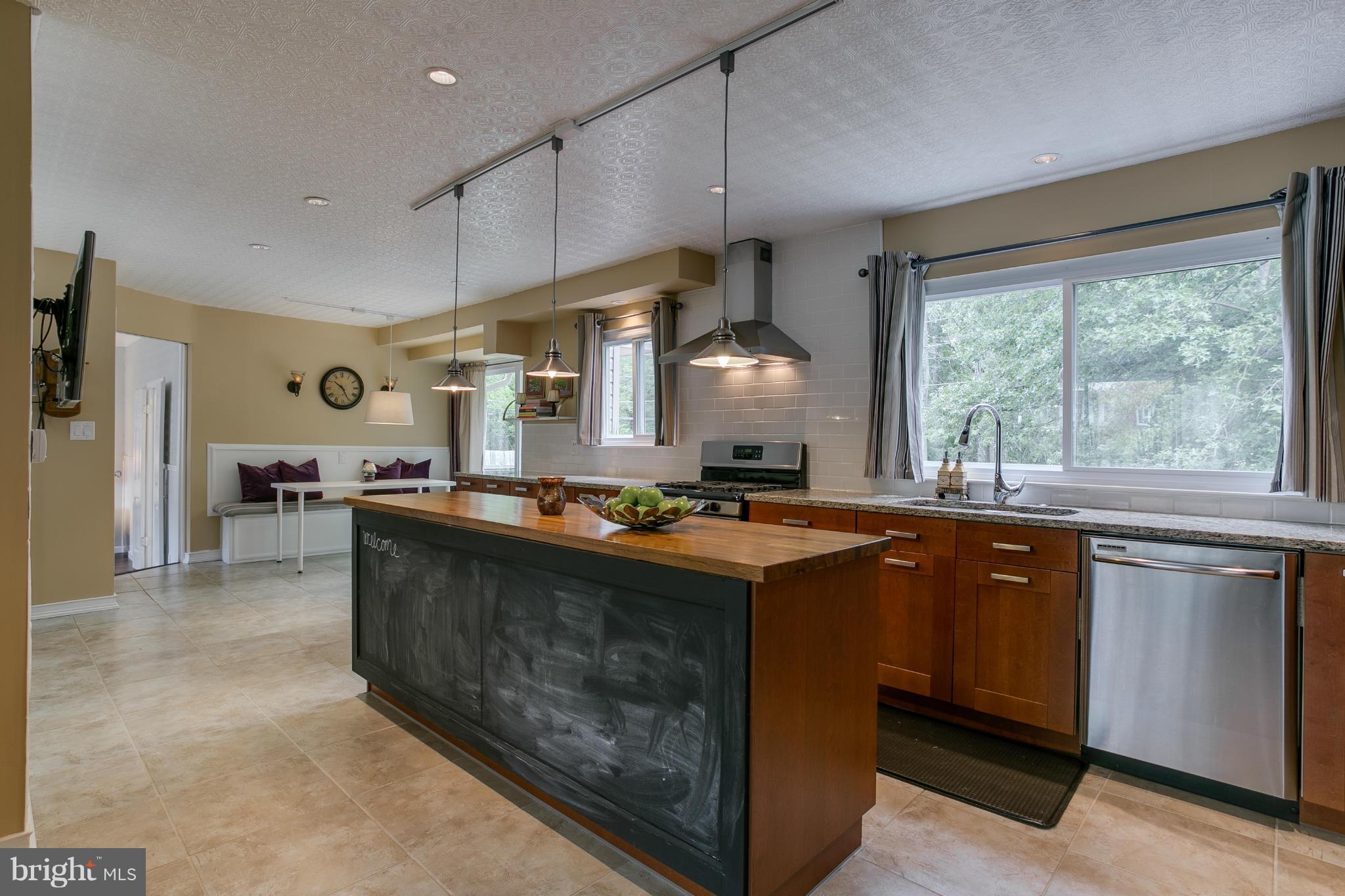 9802 Southall Road Randallstown, MD 21133 - Photo 10 of 30 Kitchen