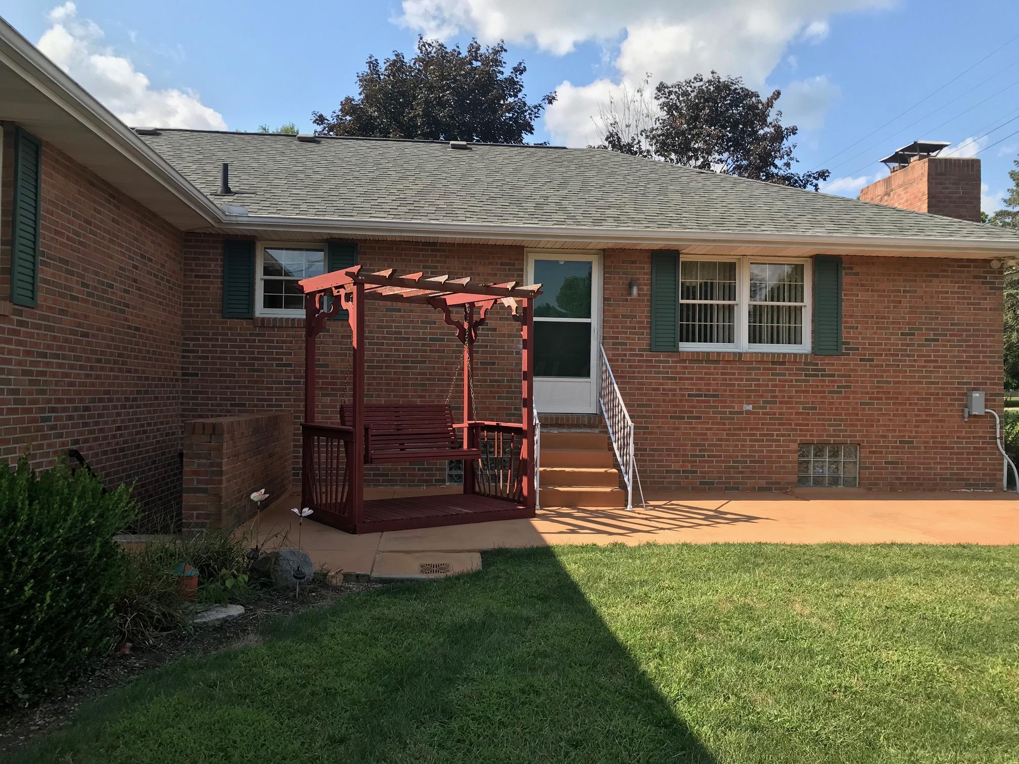 1328 Wheeling Road Lancaster, OH 43130 - Photo 3 of 14 Gallery Image 3