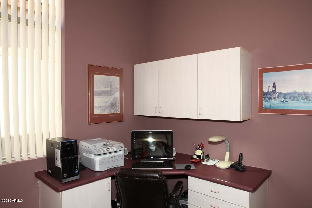 13804 East Geronimo Road Scottsdale, AZ 85259 - Photo 19 of 30 Home Office2