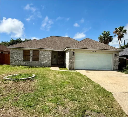 $270,000 | 2221 Coronado Drive, Ingleside, TX 78362