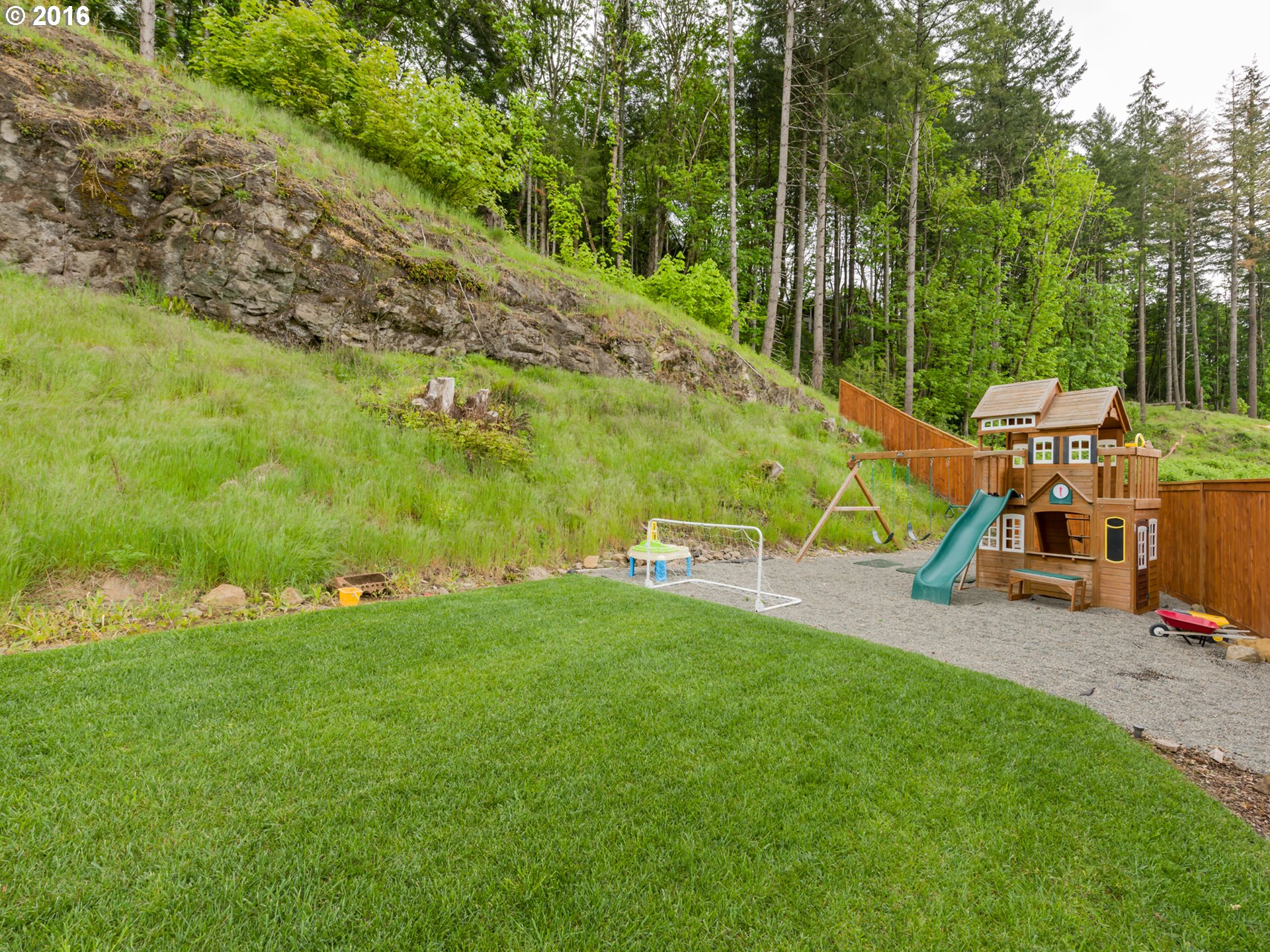 1913 Northeast 7th Circle Camas, WA 98607 - Photo 16 of 31 Gallery Image 16