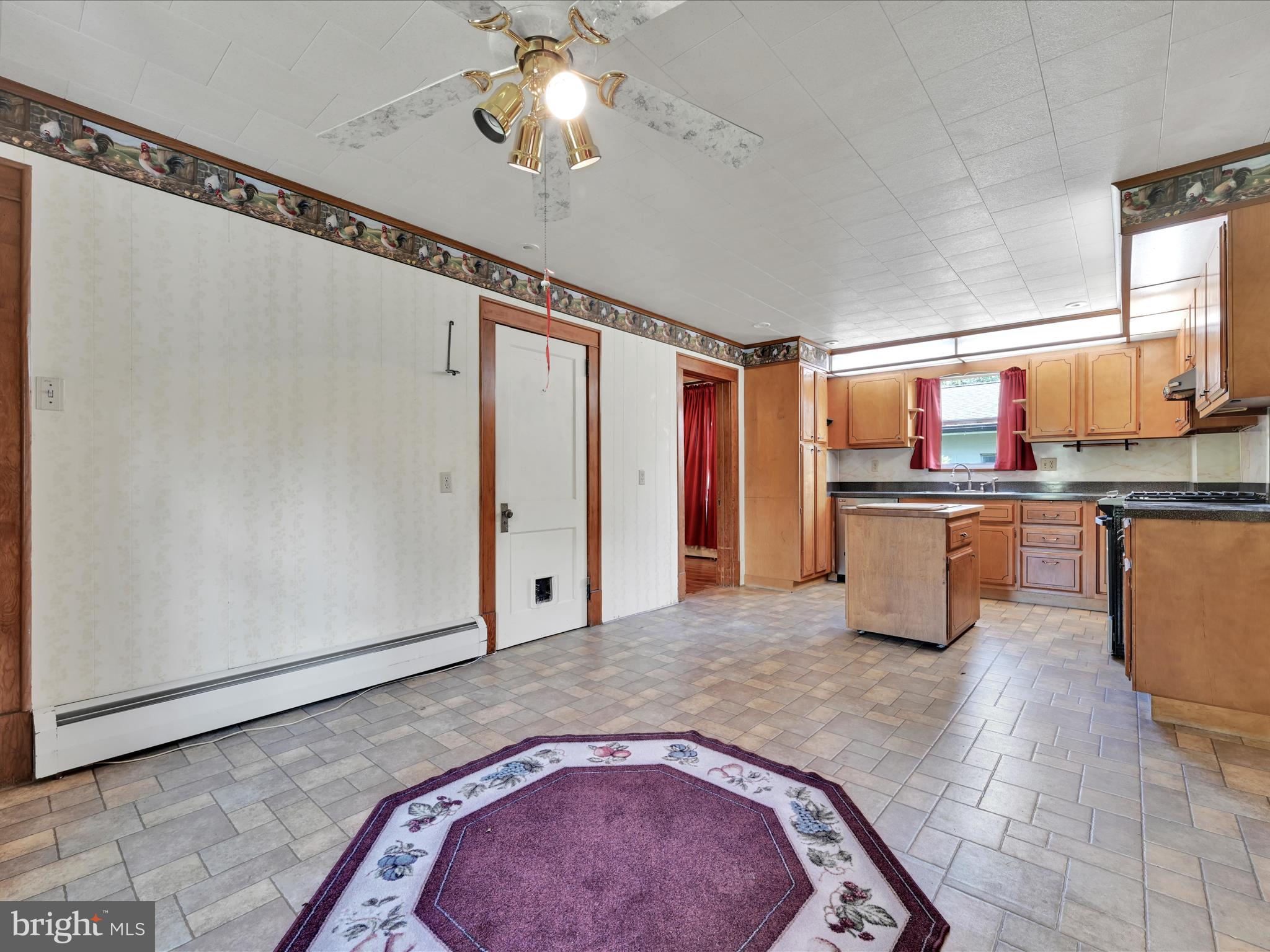 167 Suedberg Road Pine Grove, PA 17963 - Photo 8 of 28 Dining