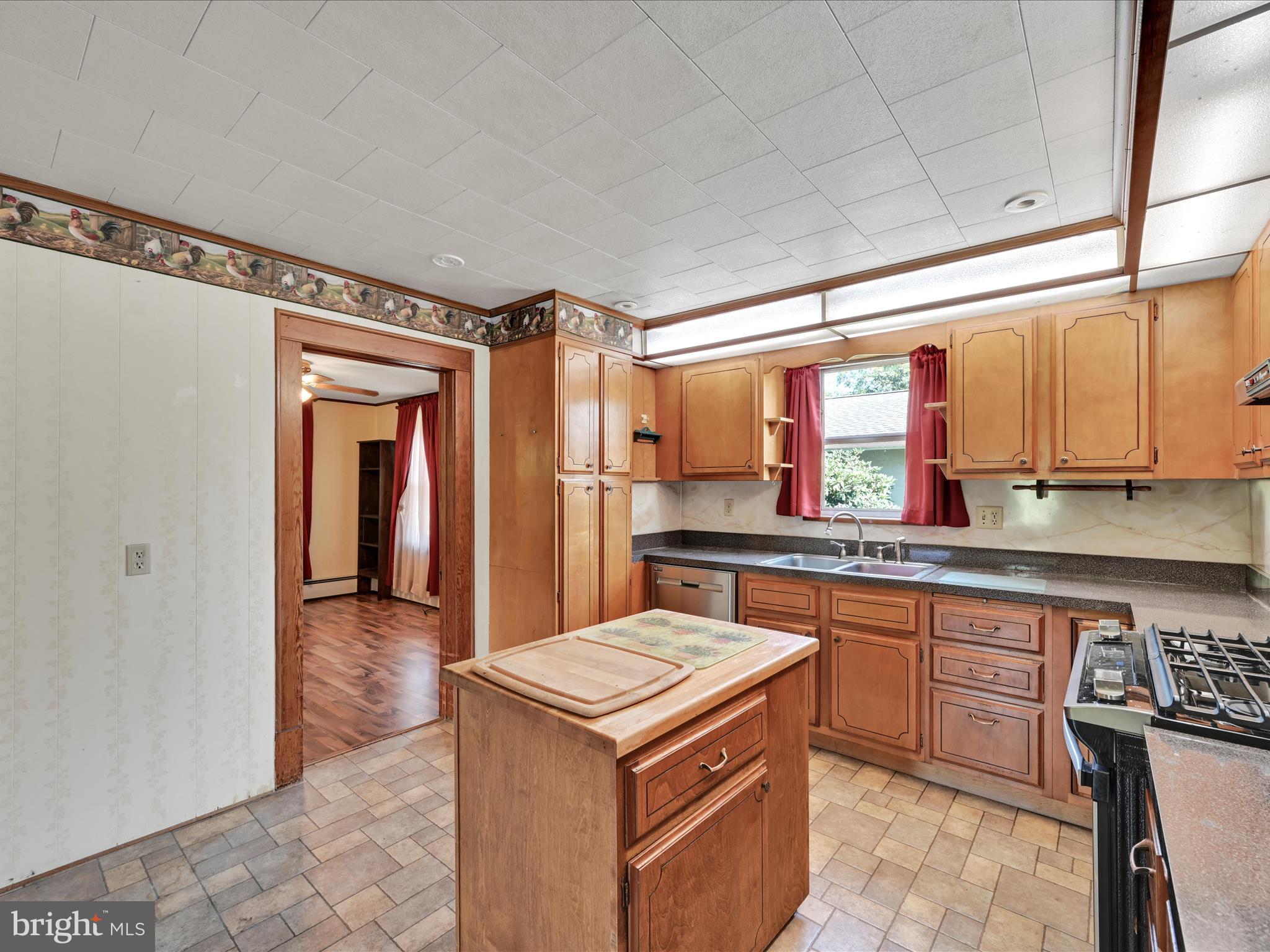 167 Suedberg Road Pine Grove, PA 17963 - Photo 10 of 28 Kitchen