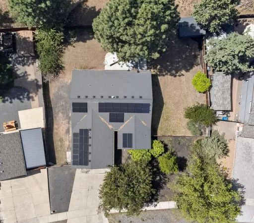 $590,000 | 61039 Honkers Lane, Bend, OR 97702