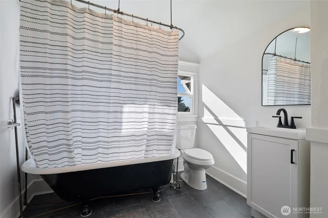 $389,900 | 4512 South M Street, Tacoma, WA 98418