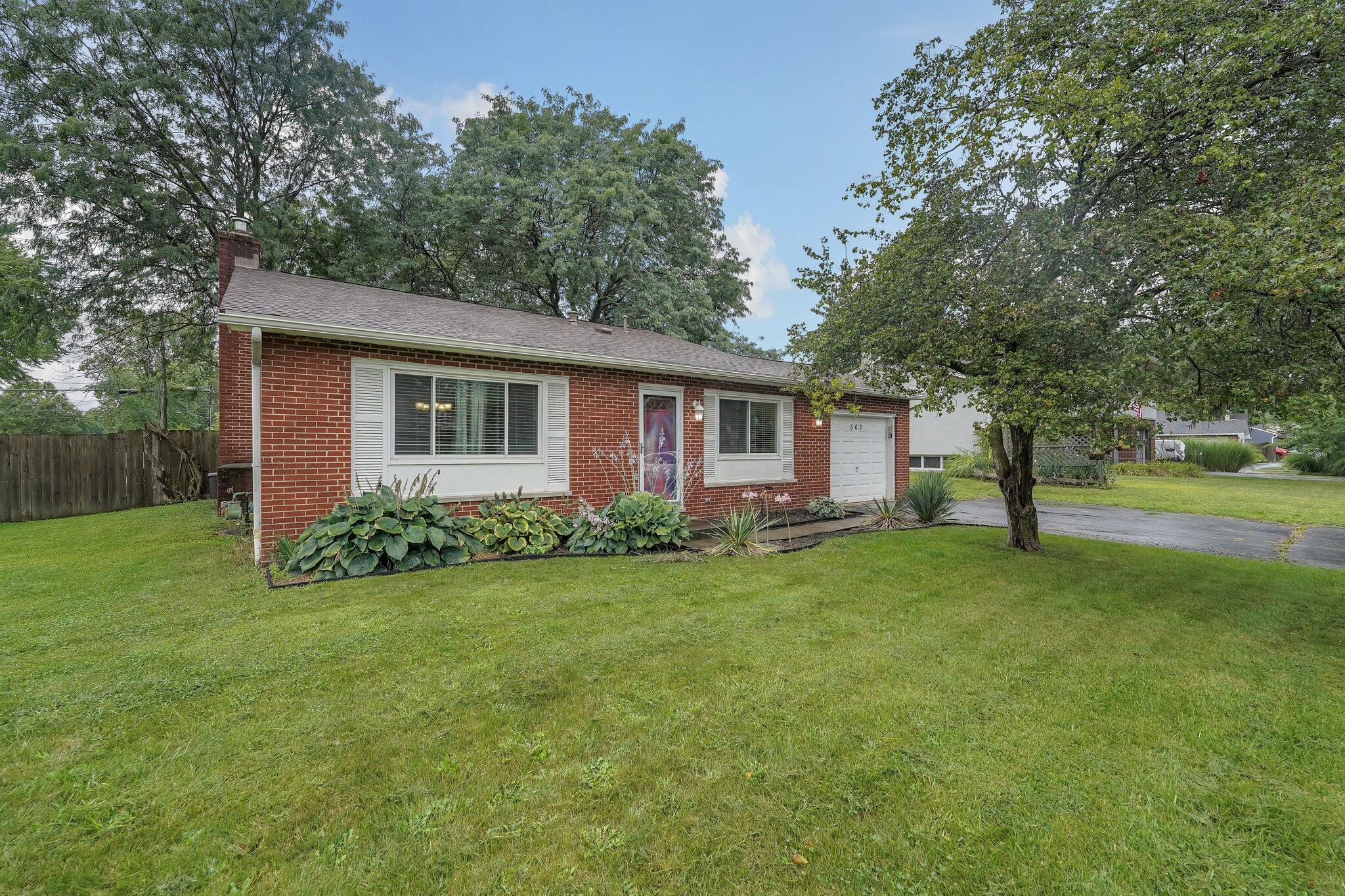 3-web-or-mls-563-mccutcheon-rd