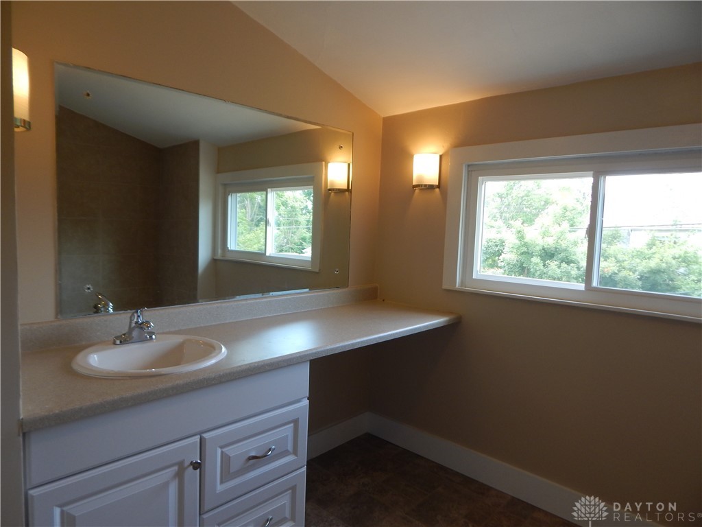 1885 East Westbrook Road Dayton, OH 45415 - Photo 13 of 15