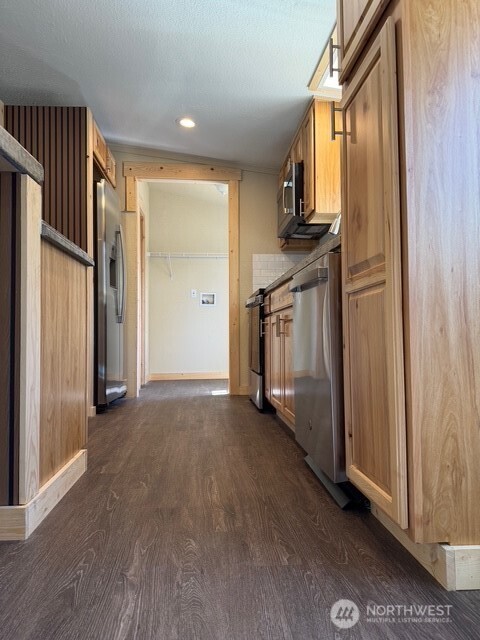 621 West California Road Shelton, WA 98584 - Photo 7 of 24