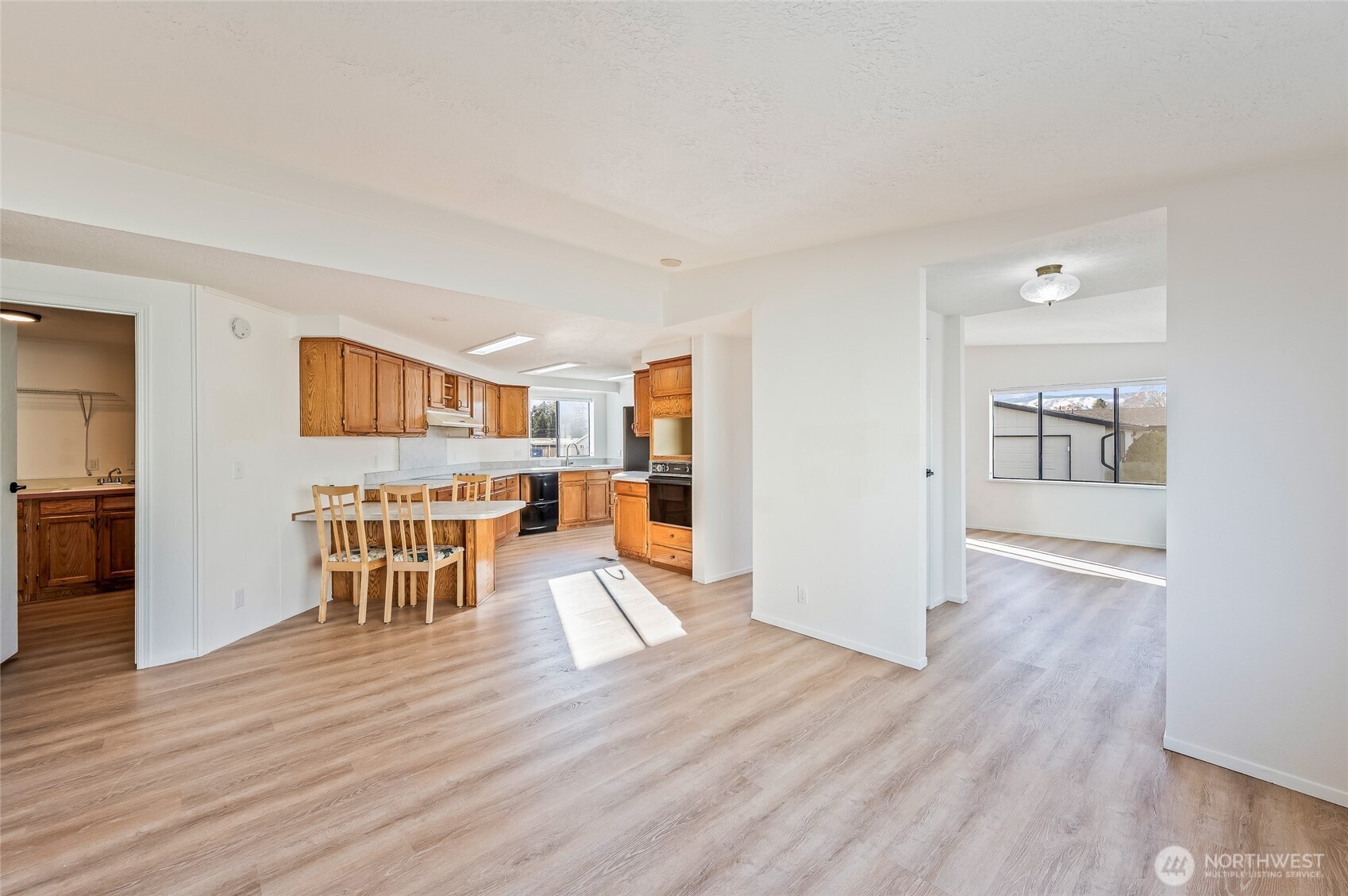 1702 Clark Drive Wenatchee, WA 98801 - Photo 13 of 31