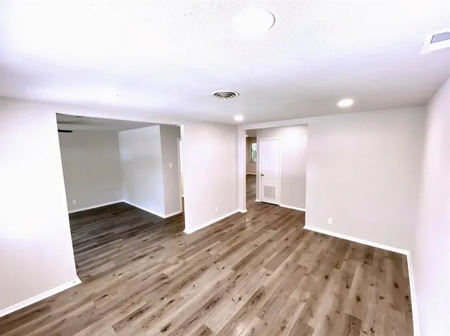 $2,390 | 4808 Curzon Avenue, Fort Worth, TX 76107