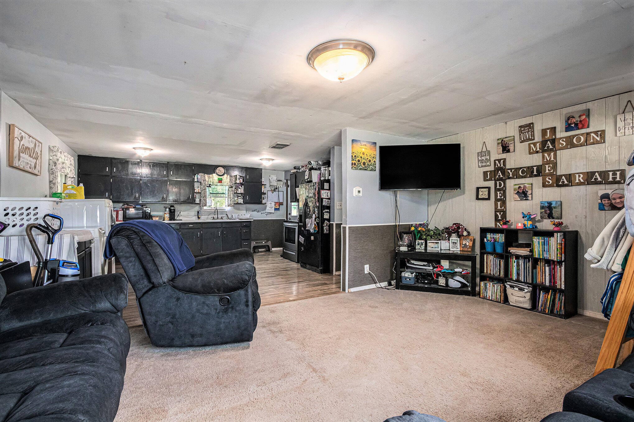 2262 Warren Road Niles, MI 49120 - Photo 7 of 17 Living Room/Kitchen Open Concept