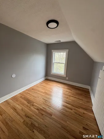 $1,900 | 232 View Street, Unit 3, New Haven, CT 06511
