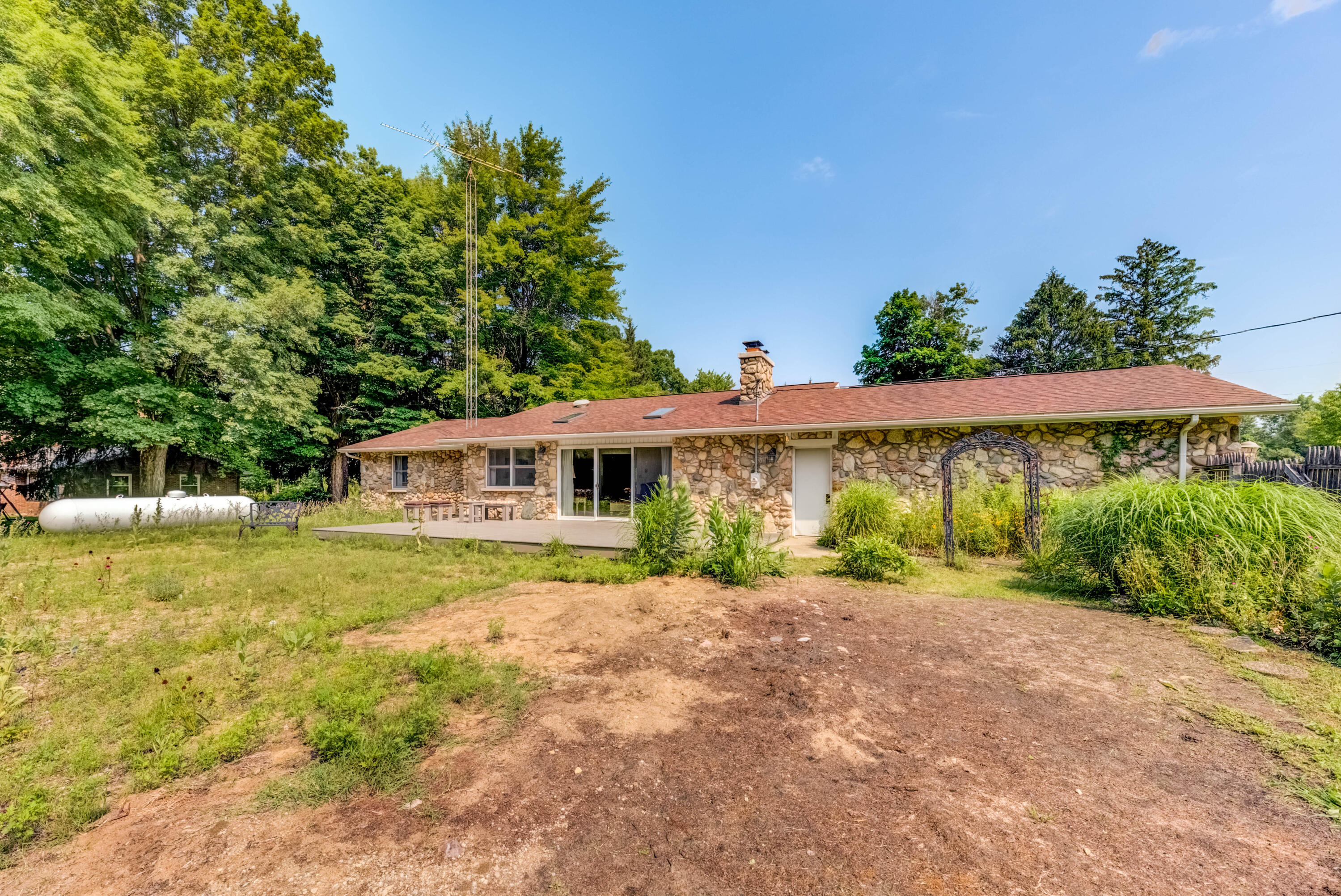 7318 West Youngren Road Three Oaks, MI 49128 - Photo 16 of 17 print_Back-View
