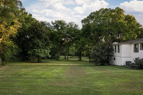 $995,000 | 2805 Lincoya Drive, Nashville, TN 37214