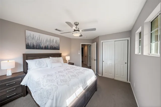 $2,700 | 21 Stone Creek Place, The Woodlands, TX 77382