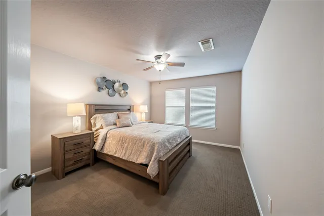 $2,700 | 21 Stone Creek Place, The Woodlands, TX 77382