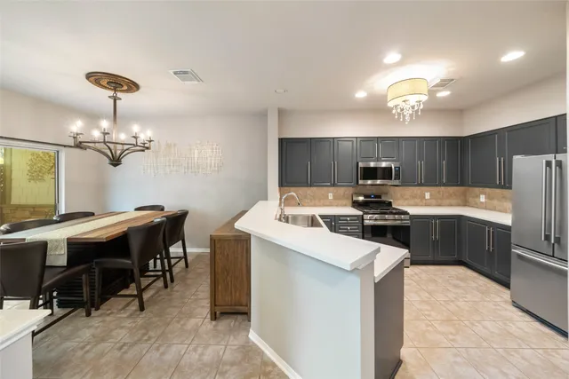 $2,700 | 21 Stone Creek Place, The Woodlands, TX 77382