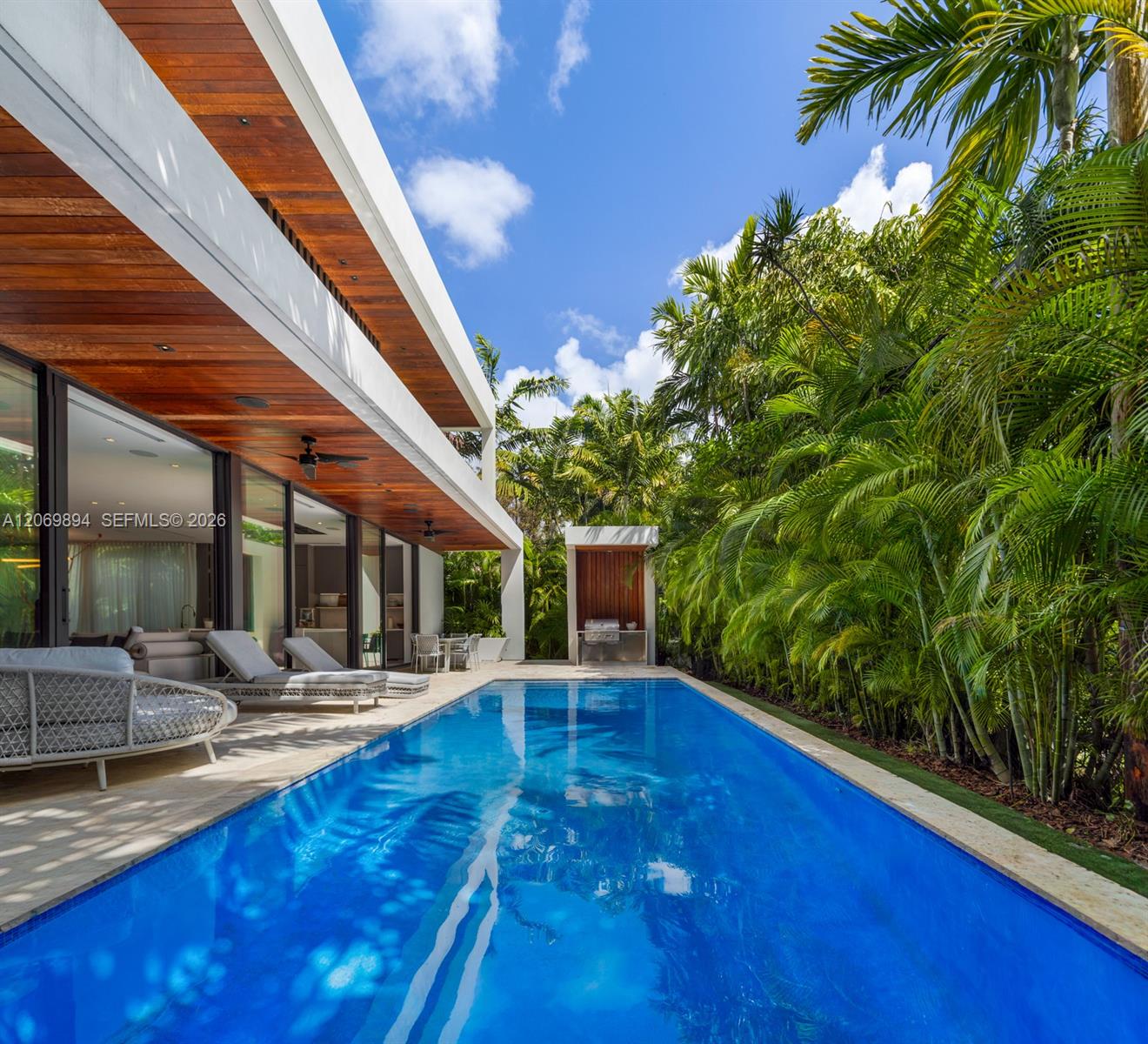 6015 North Bay Road Miami Beach, FL 33140 - Photo 24 of 40 Gallery Image 24