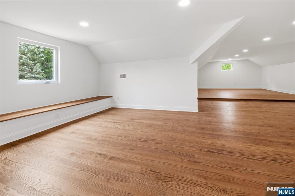 120 Hope Street Ridgewood, NJ 07450 - Photo 24 of 36