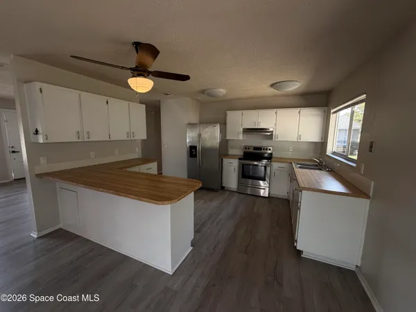 $1,900 | 1256 Dawn Street Northeast, Palm Bay, FL 32905