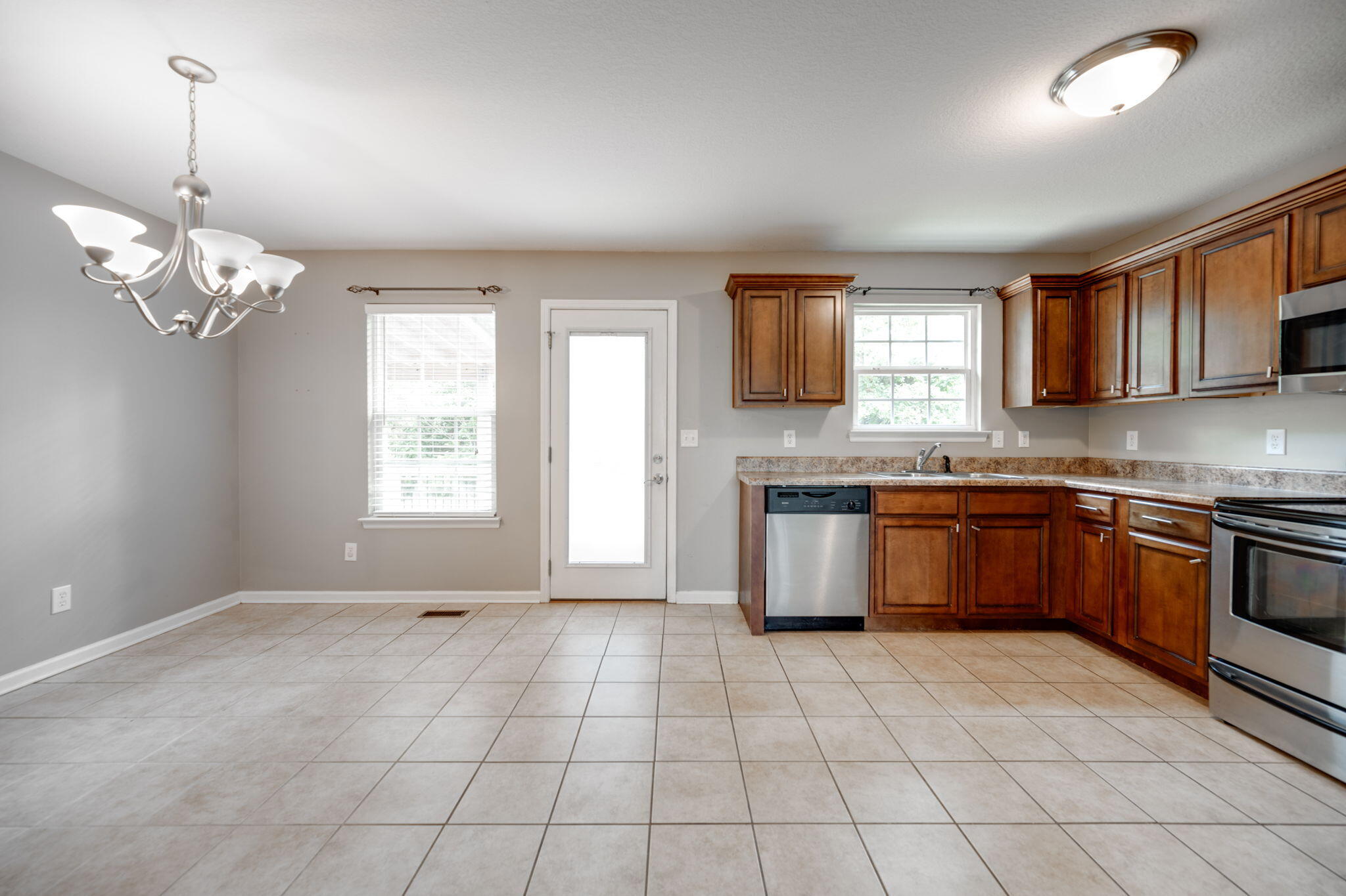 854 Windrush Loop Chattanooga, TN 37421 - Photo 8 of 27 19-web-or-mls-DSC_2087