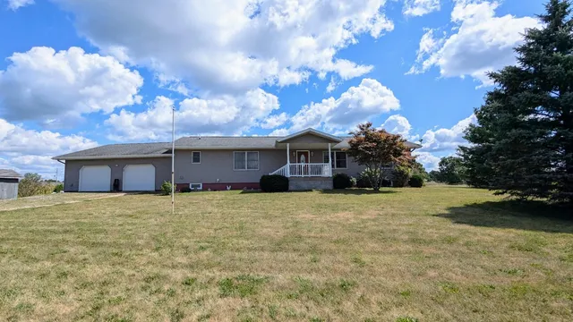 $280,000 | 1001 Rierson Road, Bronson, MI 49028