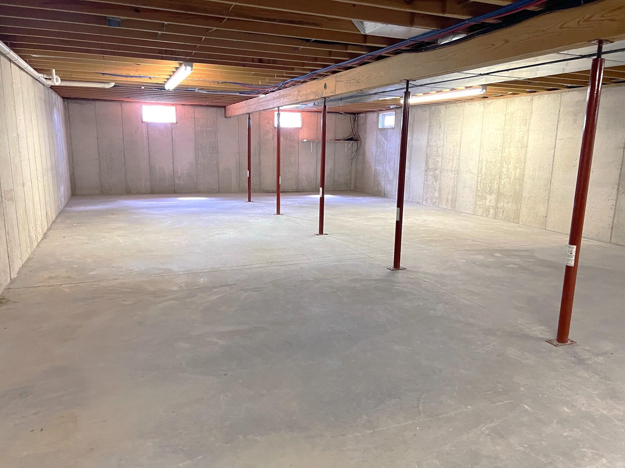 1001 Rierson Road Bronson, MI 49028 - Photo 20 of 25 Basement